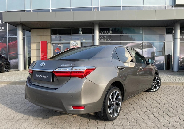 Toyota Corolla cena 49900 przebieg: 253080, rok produkcji 2016 z Kalisz małe 596